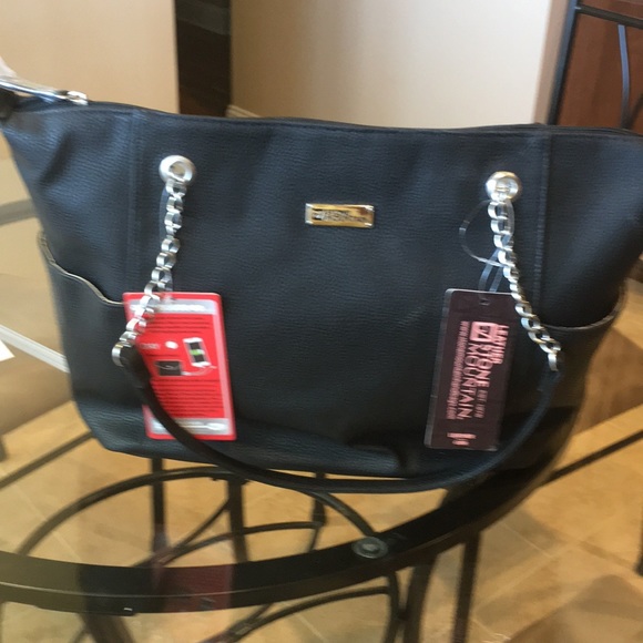 New Stone Mountain textured black pocketbook. - Picture 3 of 4